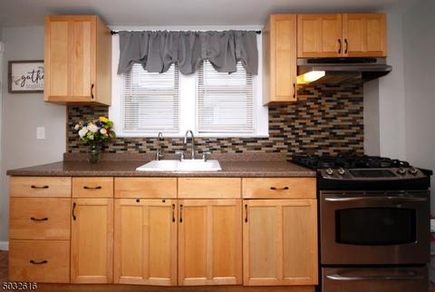 18 Stone St, North Plainfield, NJ 07060 photo 9