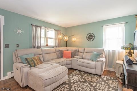 10 Phillips Rd, Stanhope, NJ 07874 photo 4