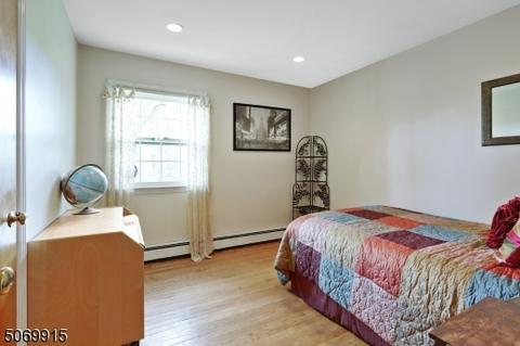 27 Sloping Hill Ter, Wayne, NJ 07470 photo 13