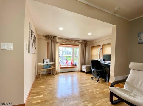 306 E 4th Ave, Roselle, NJ 07203 photo 9