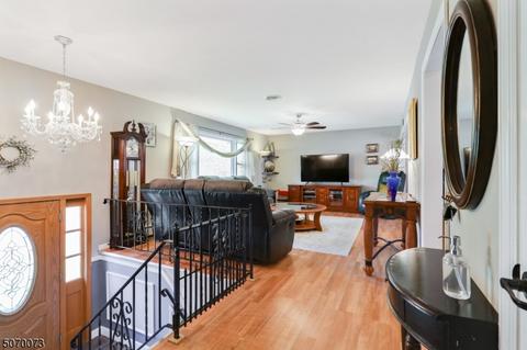 66 Winding Way, Wayne, NJ 07470 photo 4