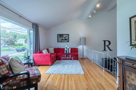 4 Kimberly Pl, Wayne, NJ 07470 photo 8