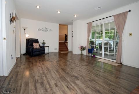 9 Shearn Dr, Middlesex, NJ 08846 photo 11