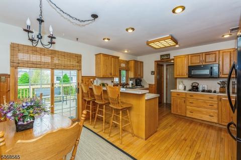 333 High St, Middlesex, NJ 08846 photo 8