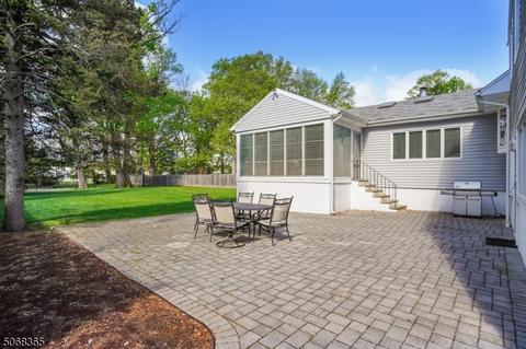 100 Evergreen Ave, Springfield, NJ 07081 photo 3