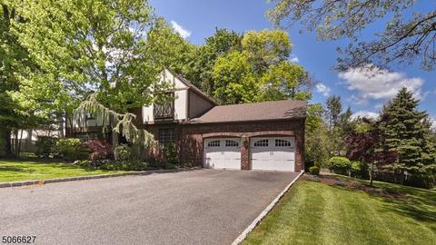 12 Stacy Ct, Wayne, NJ 07470 photo 2