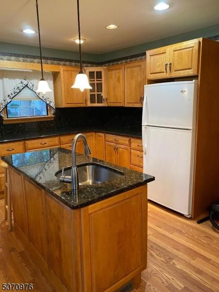 1 Macdonald Dr, Wayne, NJ 07470 photo 4