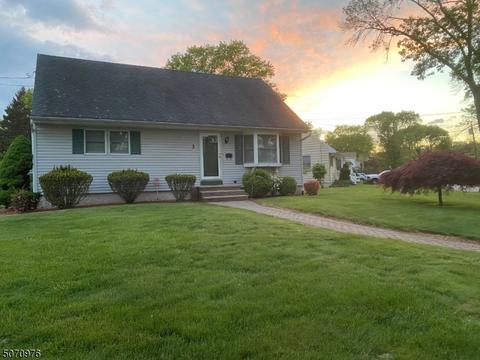 1 Macdonald Dr, Wayne, NJ 07470 photo 2