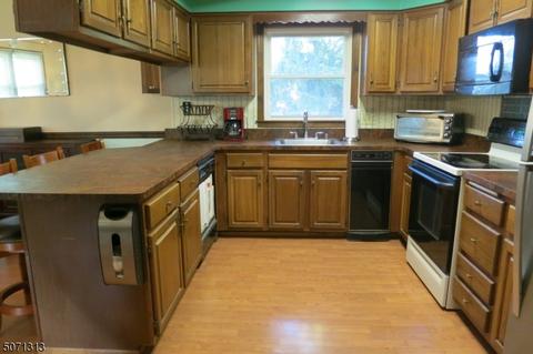 136 Coleman St, Middlesex, NJ 08846 photo 10