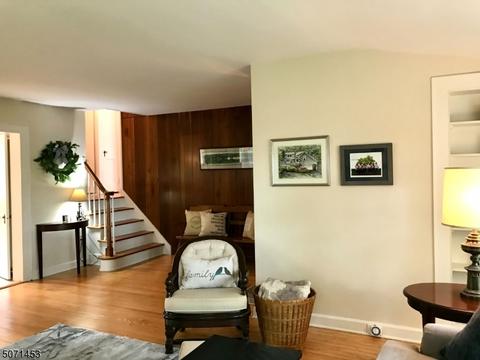 175 Chestnut Dr, Wayne, NJ 07470 photo 6