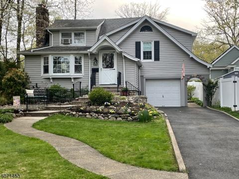 175 Chestnut Dr, Wayne, NJ 07470 photo 2