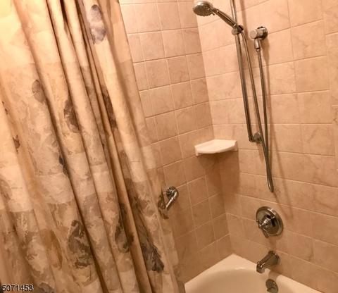 175 Chestnut Dr, Wayne, NJ 07470 photo 19