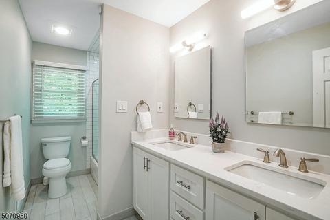 120 Hampton Dr, Berkeley Heights, NJ 07922 photo 15