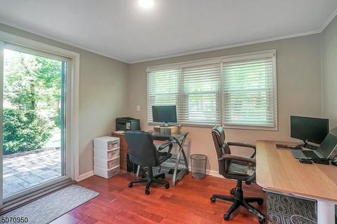 120 Hampton Dr, Berkeley Heights, NJ 07922 photo 10