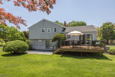 95 Baldwin Ter, Wayne, NJ 07470 photo 5