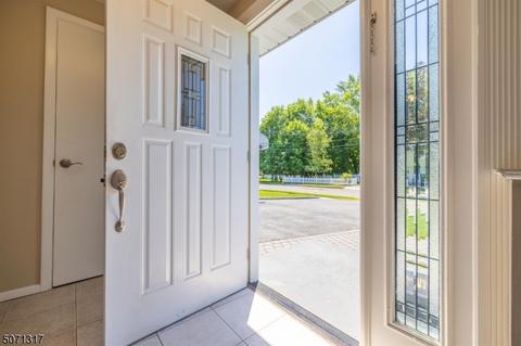 95 Baldwin Ter, Wayne, NJ 07470 photo 8