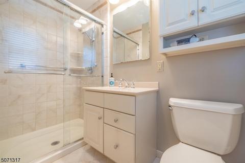 95 Baldwin Ter, Wayne, NJ 07470 photo 21