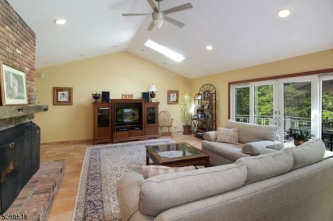 3 India Brook Dr, Mendham, NJ 07945 photo 7