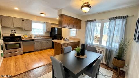 643 E 2nd Ave, Roselle, NJ 07203 photo 3