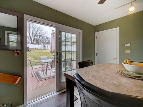 18 Fairview Rd, Clark, NJ 07066 photo 15