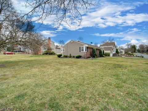 18 Fairview Rd, Clark, NJ 07066 photo 4