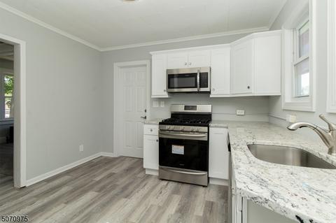 1336 E Front St, Plainfield, NJ 07062 photo 9
