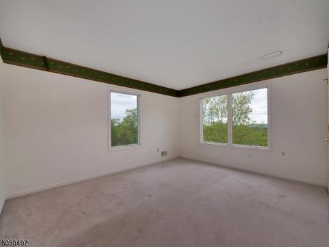 6 Stone Hill Rd, Wayne, NJ 07470 photo 18