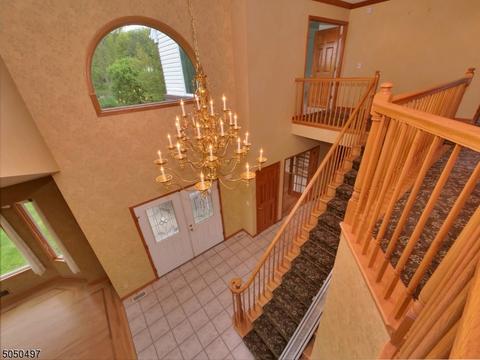 6 Stone Hill Rd, Wayne, NJ 07470 photo 11