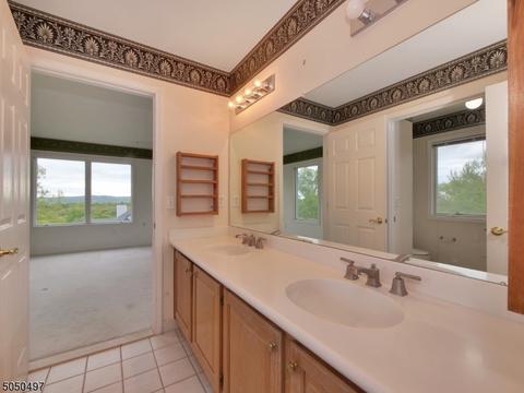 6 Stone Hill Rd, Wayne, NJ 07470 photo 19