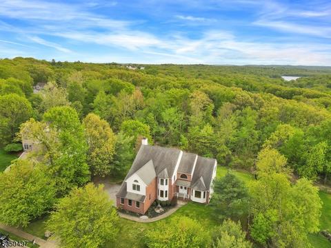 6 Stone Hill Rd, Wayne, NJ 07470 photo 1