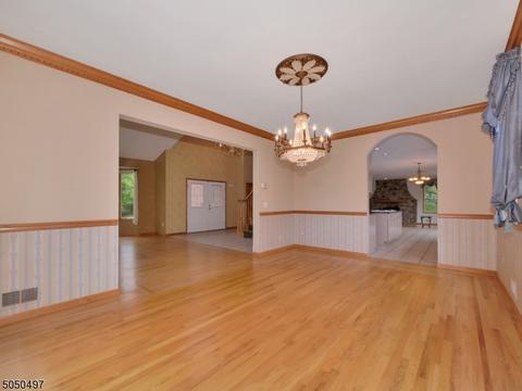 6 Stone Hill Rd, Wayne, NJ 07470 photo 10