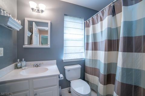 194 Carter Rd, Haskell, NJ 07420 photo 15