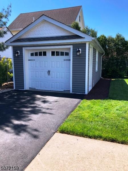 678 E Main St, Bridgewater, NJ 08807 photo 17
