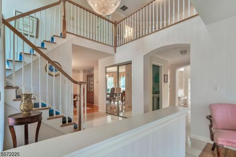 18 Barnstable Rd, Berkeley Heights, NJ 07922 photo 3