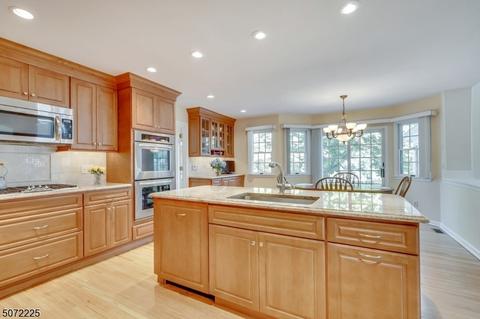 18 Barnstable Rd, Berkeley Heights, NJ 07922 photo 7
