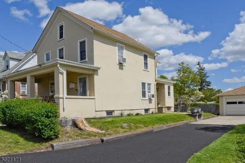 28 E Chrystal St, Dover, NJ 07801 photo 2