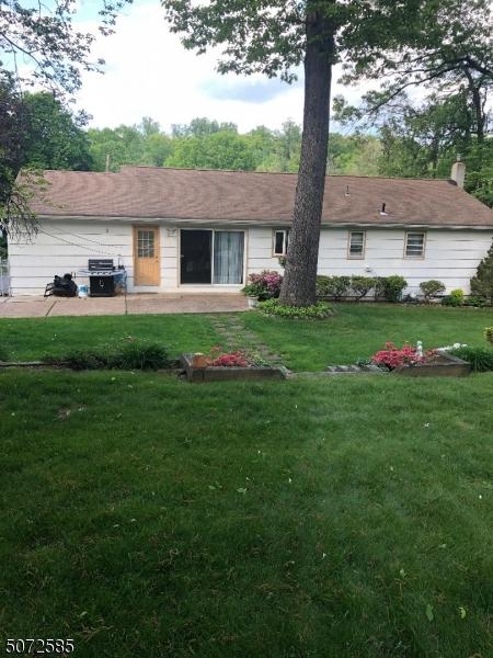 7 Pauline Ct, Wayne, NJ 07470 photo 2