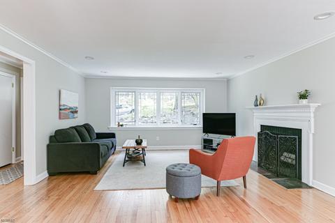 129 Countryside Dr, Summit, NJ 07901 photo 4