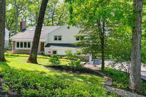 129 Countryside Dr, Summit, NJ 07901 photo 1