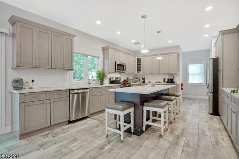 224 E Passaic Ave, Nutley, NJ 07110 photo 3