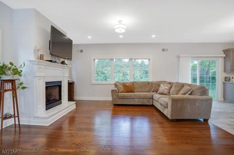 224 E Passaic Ave, Nutley, NJ 07110 photo 7