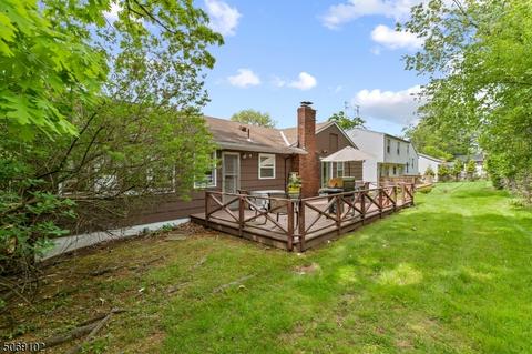 8 Devonshire Ter, West Orange, NJ 07052 photo 19