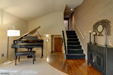 2 Cayuga Ct, Springfield, NJ 07081 photo 5