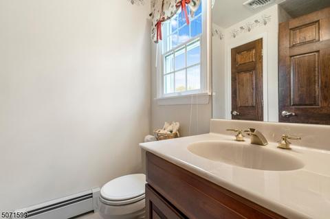197 Main St, Hampton, NJ 08827 photo 17