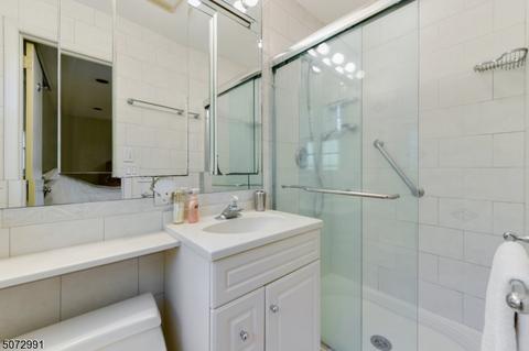1001 Charles St, Mountainside, NJ 07092 photo 12