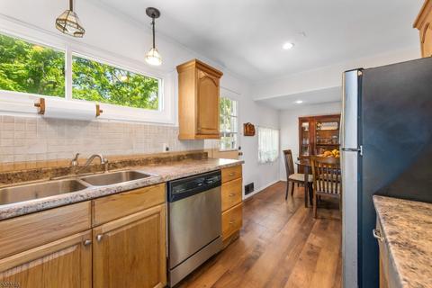 14 Ivan St, Dover, NJ 07801 photo 8