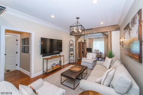 3 Veteri Pl, Wayne, NJ 07470 photo 9