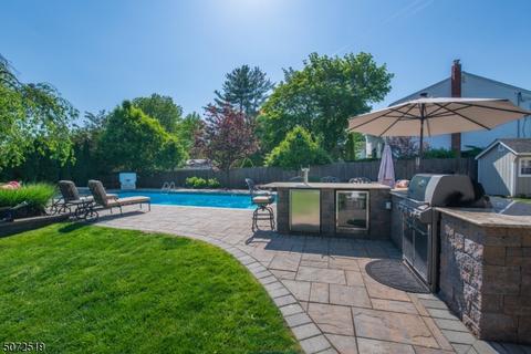 3 Veteri Pl, Wayne, NJ 07470 photo 3