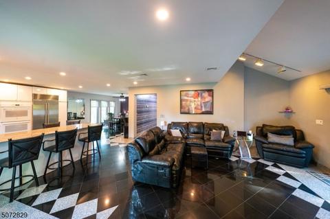 20 Stuckler Ln, Wayne, NJ 07470 photo 8