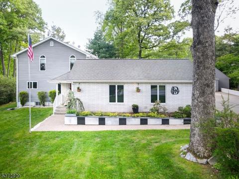 20 Stuckler Ln, Wayne, NJ 07470 photo 3